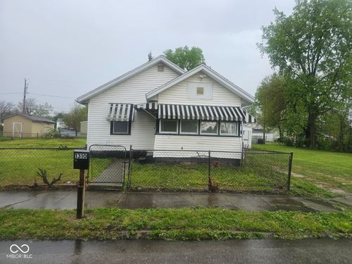 1310 E 5th St, Muncie, IN, 47302-3601 | Card Image