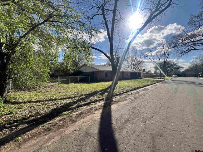 117 Nuss Dr, House other with 3 bedrooms, 2 bathrooms and null parking in Mineola TX | Image 5