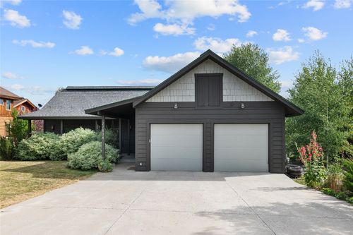 27834 Silver Spur St, Steamboat Springs, CO, 80487-8400 | Card Image