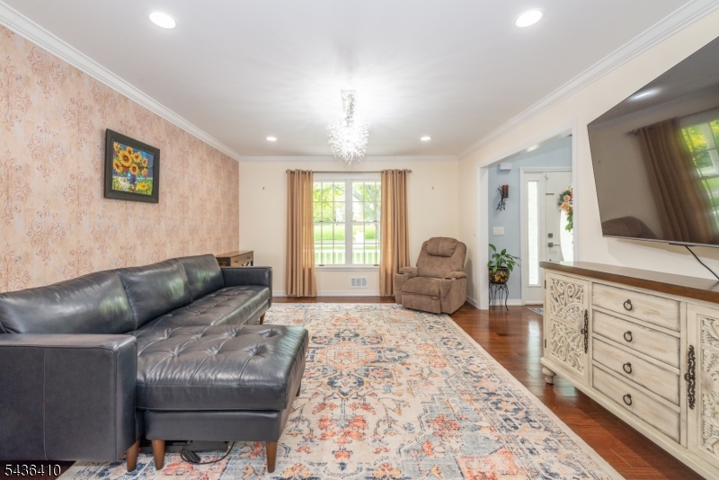 Residential in Washington Twp. 4