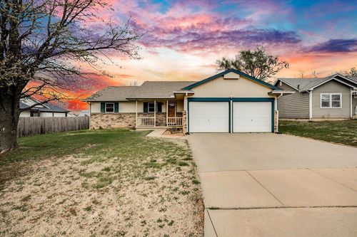 2826 W 3rd Ave, El Dorado, KS, 67042-3000 | Card Image