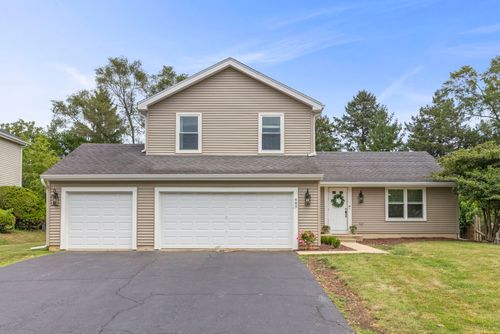 485 Edinburgh Ln, West Dundee, IL, 60118-3307 | Card Image