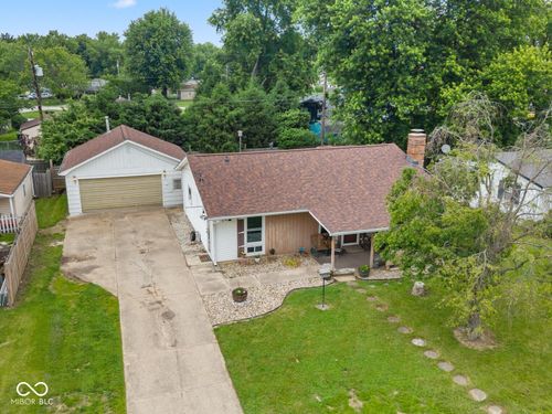 242 Hollybrook Dr, New Whiteland, IN, 46184-1213 | Card Image
