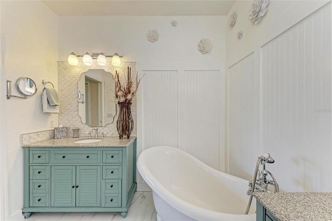 8906 Stone Harbour Loop, House other with 3 bedrooms, 2 bathrooms and null parking in BRADENTON FL | Image 41