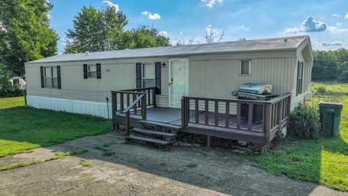 143 Ogg Ln, Berea, KY, 40403-9621 | Card Image