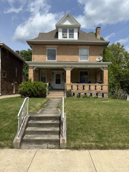 141 E Leasure Ave, New Castle, PA, 16101-2371 | Card Image