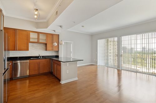 1211-3225 Turtle Creek Blvd, Dallas, TX, 75219-5469 | Card Image