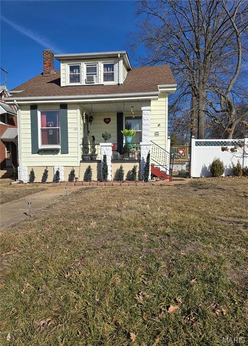 41 N 32nd St, Belleville, IL, 62226-6633 | Card Image