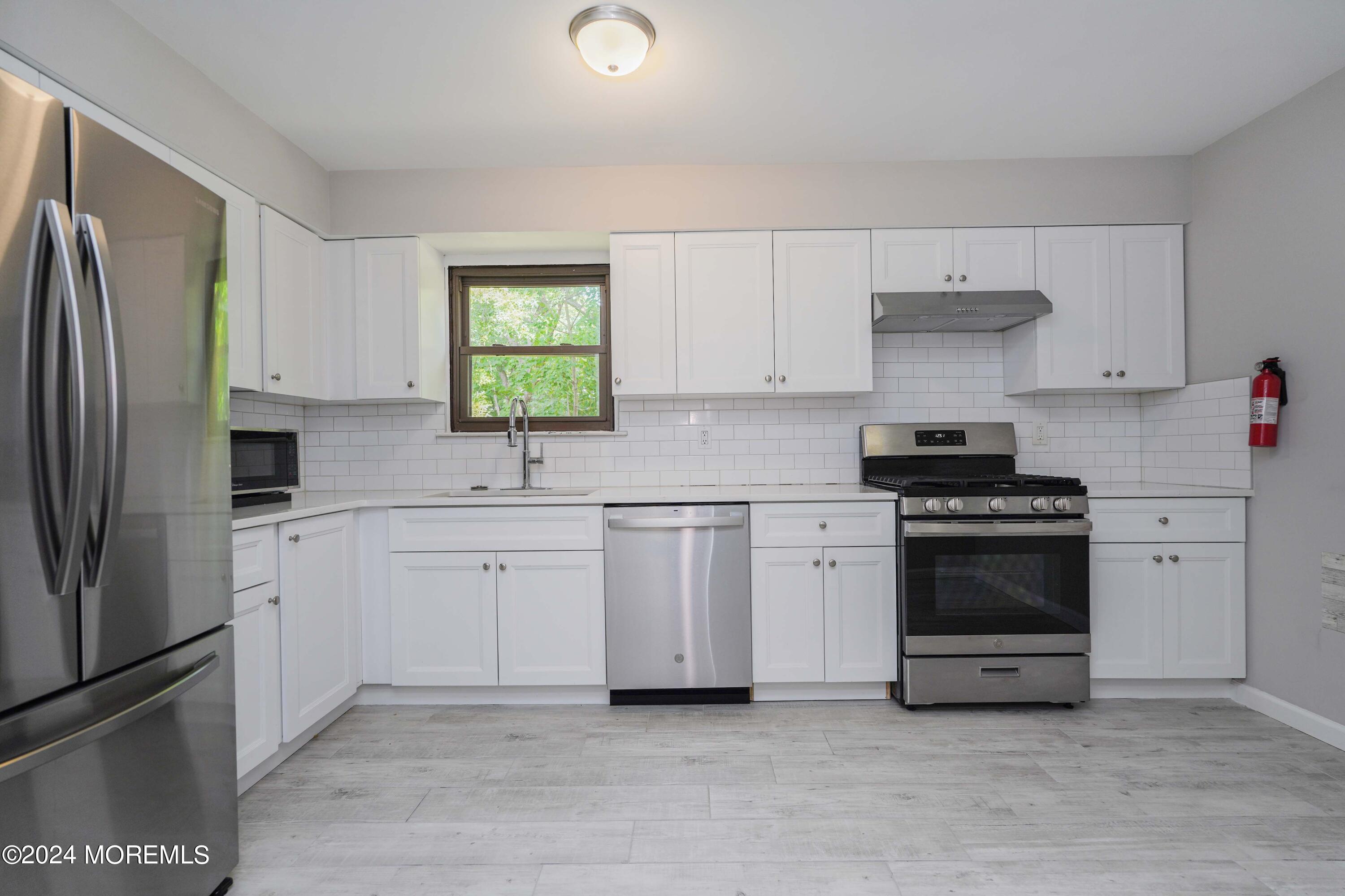 Knoll Ct, Matawan, NJ 07747 #1