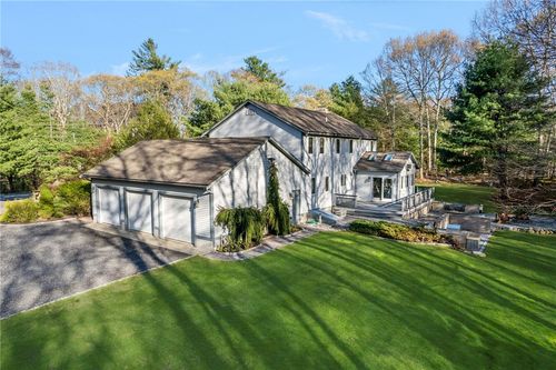 10 Oak Hill Rd, Hope, RI, 02831-1419 | Card Image