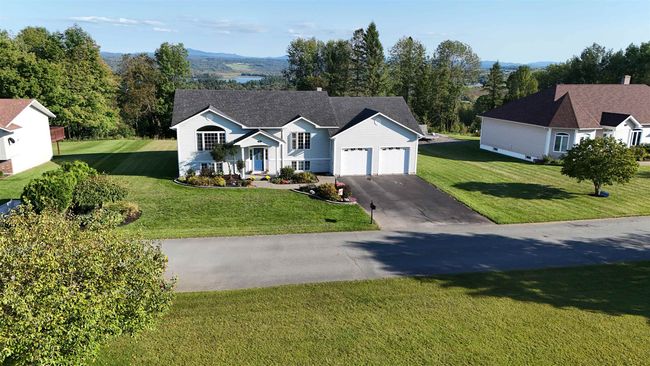 371 Memphremagog Vw, House other with 4 bedrooms, 3 bathrooms and null parking in Newport VT | Image 47