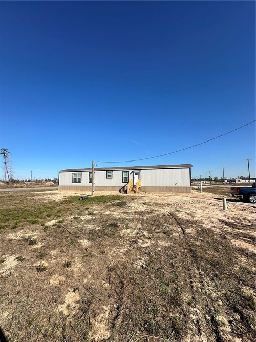335 Road 5914-10, Cleveland, TX, 77327-6747 | Card Image