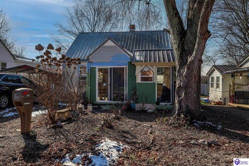 527 Kirkpatrick Ave, Hodgenville, KY, 42748-1120 | Card Image