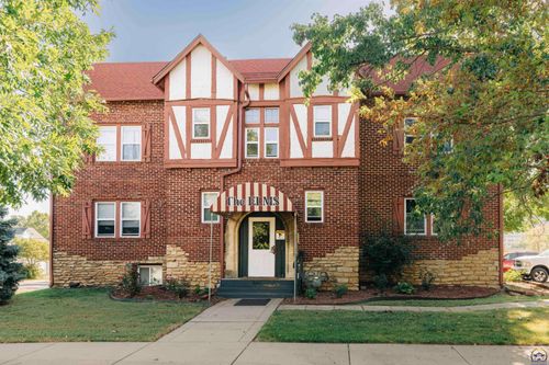 400 Sw Topeka Blvd, Topeka, KS, 66603-3156 | Card Image