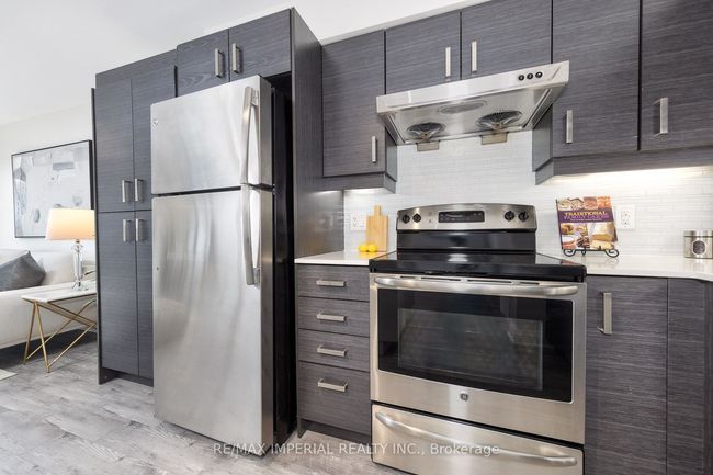 1905 - 1 Uptown Dr, Condo with 2 bedrooms, 1 bathrooms and null parking in Markham ON | Image 8