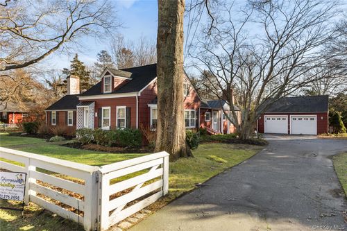 3500 Pine Neck Rd, Southold, NY, 11971-1923 | Card Image