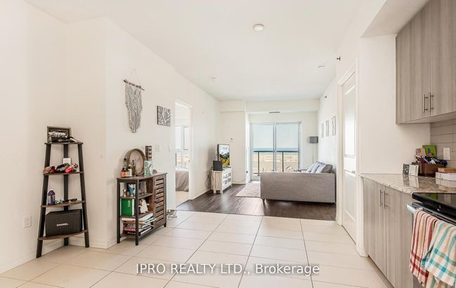 511 - 560 N Service Rd, Condo with 2 bedrooms, 2 bathrooms and 1 parking in Grimsby ON | Image 42