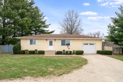 417 Maple Ln, Paw Paw, IL, 61353-9428 | Card Image