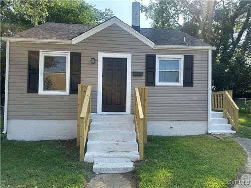 29 Cherry St, Petersburg, VA, 23803-3411 | Card Image