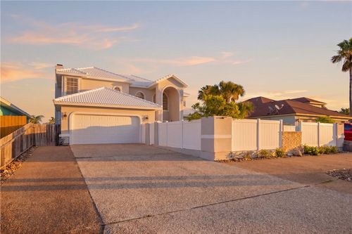 14134 Palo Seco Dr, Corpus Christi, TX, 78418-6615 | Card Image
