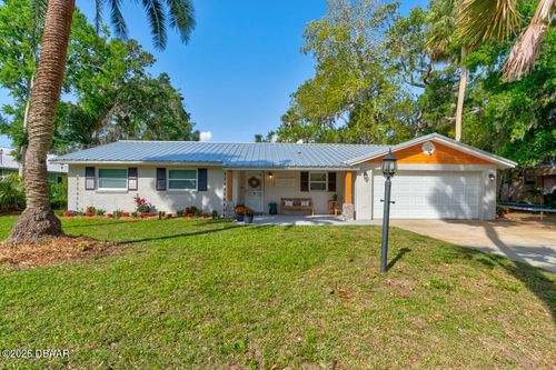 22 Cedar St, Port Orange, FL, 32127-6415 | Card Image