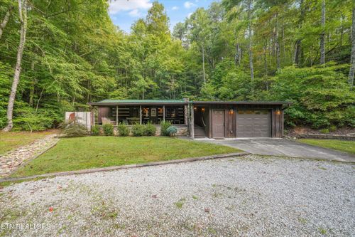 612 Stonegate Way, Townsend, TN, 37882-4143 | Card Image