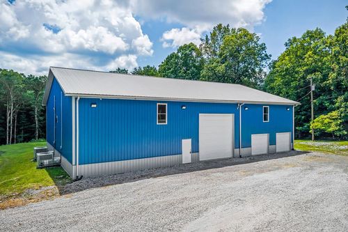 1899 Cow Pen Rd, Crossville, TN, 38571-3979 | Card Image