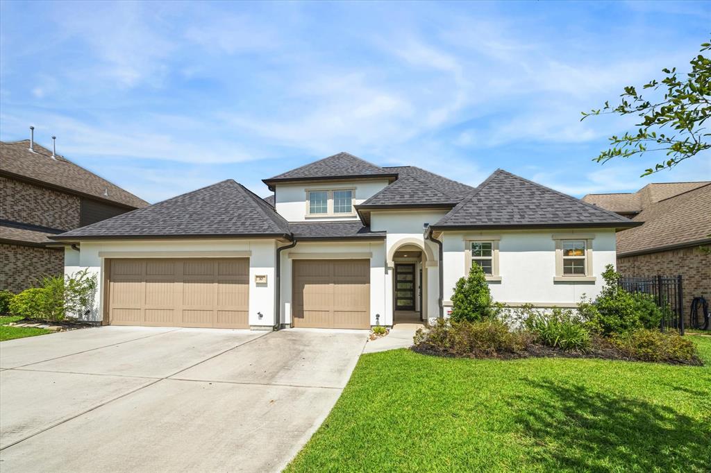 Canopy Green Dr, Tomball, TX 77375