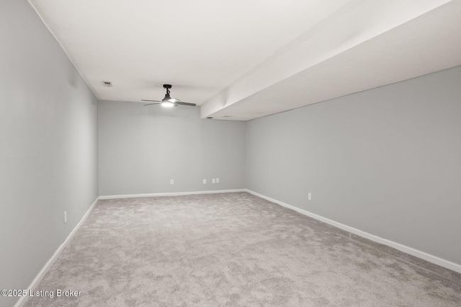 10707 Hickory Cove Ct, House other with 3 bedrooms, 4 bathrooms and null parking in Louisville KY | Image 29