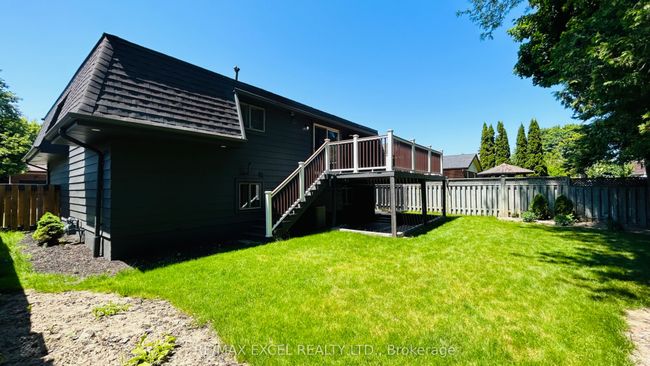 9 Ingram Crt, House other with 3 bedrooms, 2 bathrooms and 2 parking in Whitby ON | Image 21