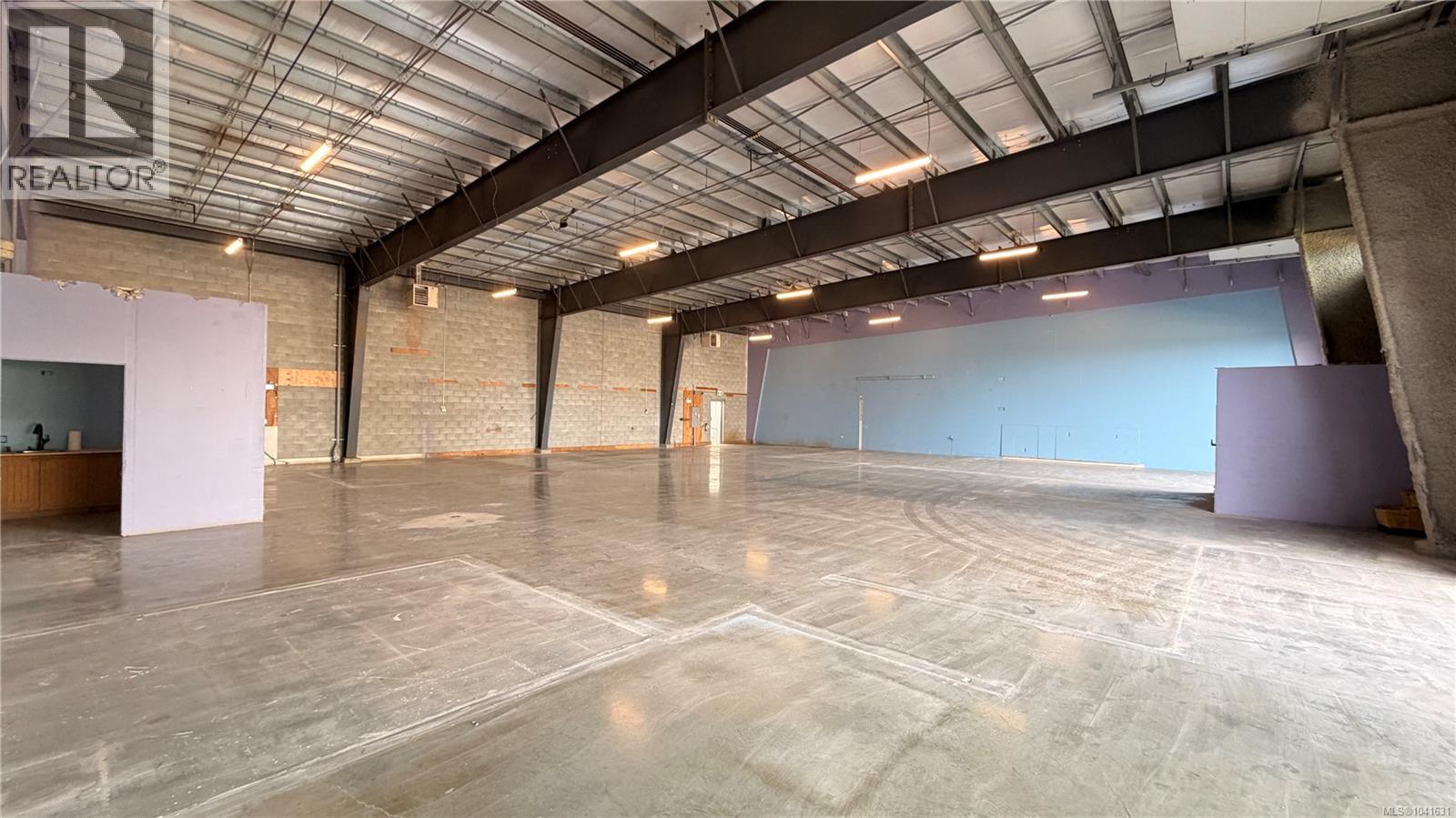 Commercial Lease in Parksville 4