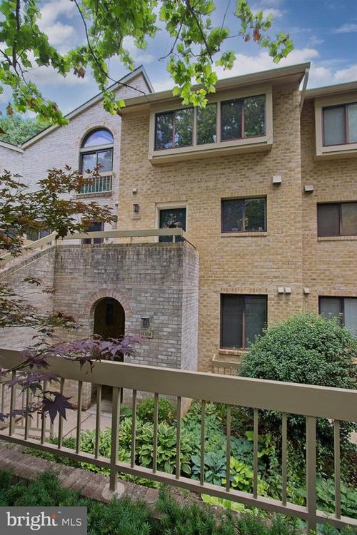 97-11108 Boathouse Ct, RESTON, VA, 20191-4322 | Card Image