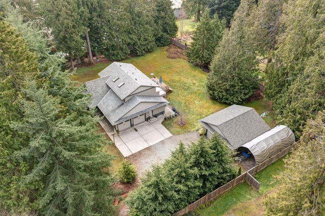 1253 Hawthorn Road, House other with 3 bedrooms, 2 bathrooms and 5 parking in Roberts Creek BC | Image 32