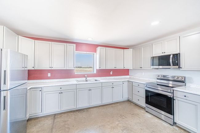 146 Private Road 307 M, House other with 2 bedrooms, 1 bathrooms and 1 parking in Seminole TX | Image 6