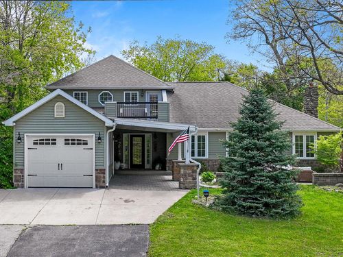 1069 Sauganash Drive, Fontana, WI, 53125 | Card Image