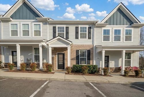 702 Dallas Dr, Columbia, TN, 38401-1068 | Card Image