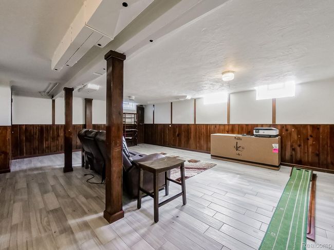 1304 Devonshire Rd, House other with 3 bedrooms, 3 bathrooms and null parking in Grosse Pointe Park MI | Image 18