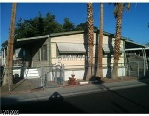 3510 Estes Park Dr, Las Vegas, NV, 89122-3917 | Card Image