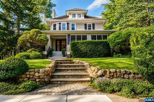 91 Birchwood Rd, Glen Rock, NJ, 07452-2116 | Card Image