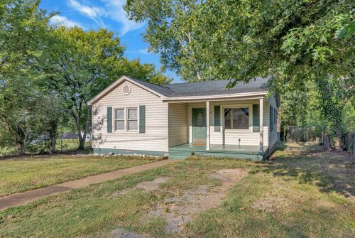 825 Lang St Ne, Cleveland, TN, 37311-5471 | Card Image