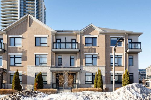 56 Active Rd, Thornhill, ON, L3T0G2 | Card Image