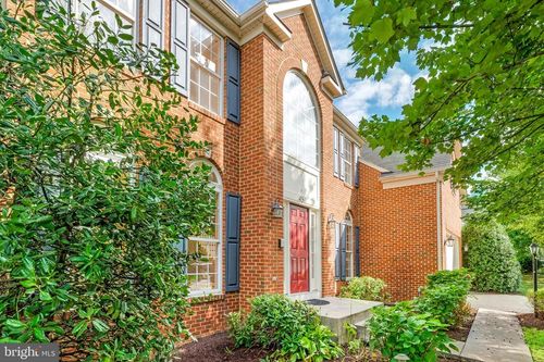 45 Potterfield Dr, LOVETTSVILLE, VA, 20180-8625 | Card Image