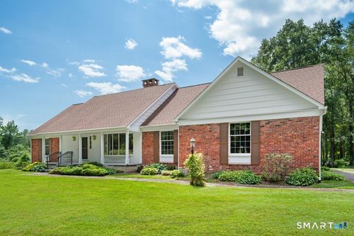 60 Shepard Hill Rd, Newtown, CT, 06470-1945 | Card Image