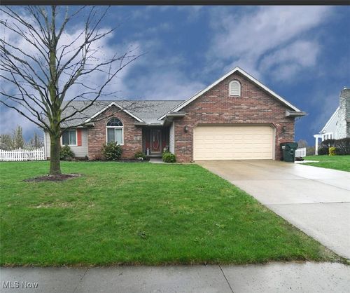 142 Anna Dr, Smithville, OH, 44677-9649 | Card Image