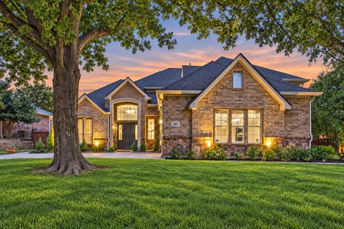 804 Lakewood Dr, McKinney, TX, 75072-5128 | Card Image