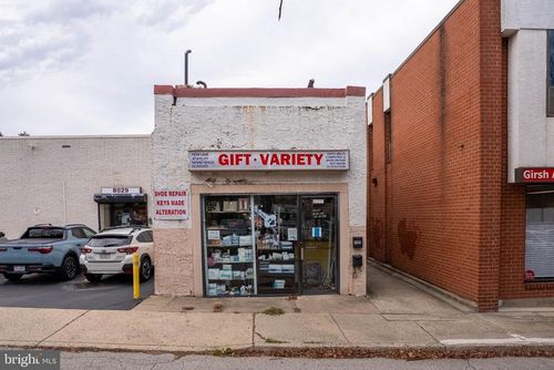 8031 Old York Rd, ELKINS PARK, PA, 19027-1413 | Card Image