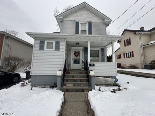 117 Maitland Ave, Hawthorne, NJ, 07506-2647 | Card Image