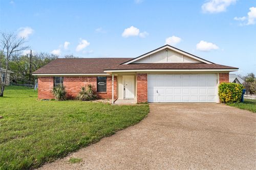 614 Circle Creek Dr, Hewitt, TX, 76643-3527 | Card Image