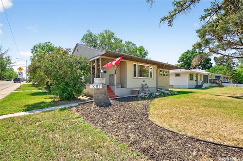 1001 Coteau St W, Moose Jaw, SK, S6H5G3 | Card Image