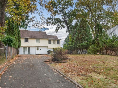 5 Interstate St, Suffern, NY, 10901-6816 | Card Image